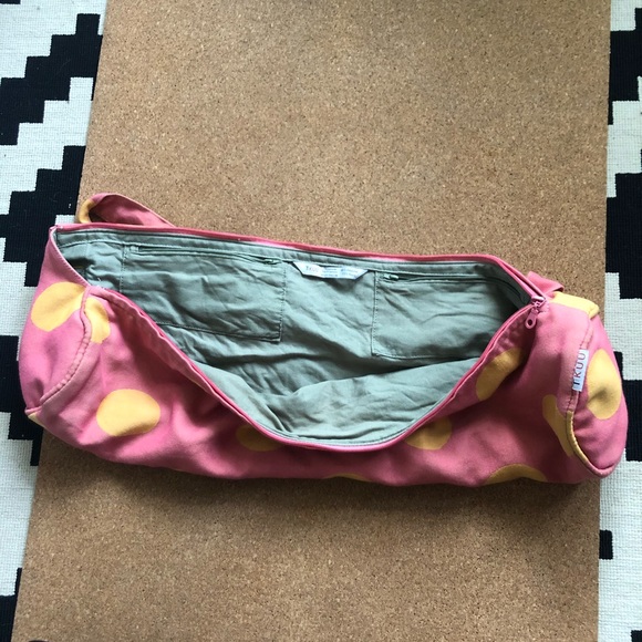 SOLD Yoga bag - Picture 3 of 5